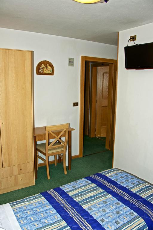 Albergo Ristorante Iris Auronzo di Cadore Quarto foto
